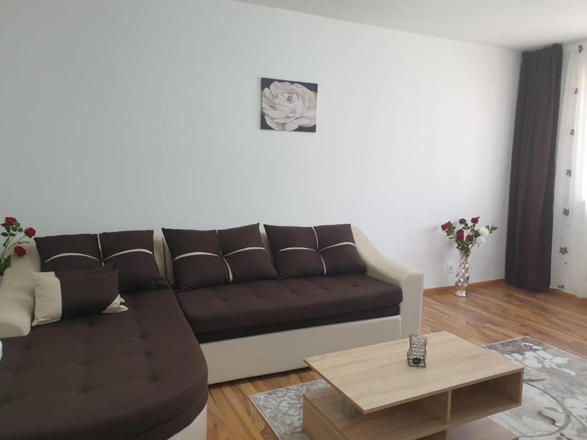 נהויו Cazare Apartament Cu 2 Camere מראה חיצוני תמונה